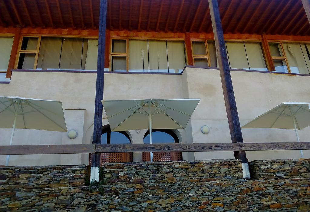 Hotel 4 Estrellas Conventual De Alcantara Exterior foto