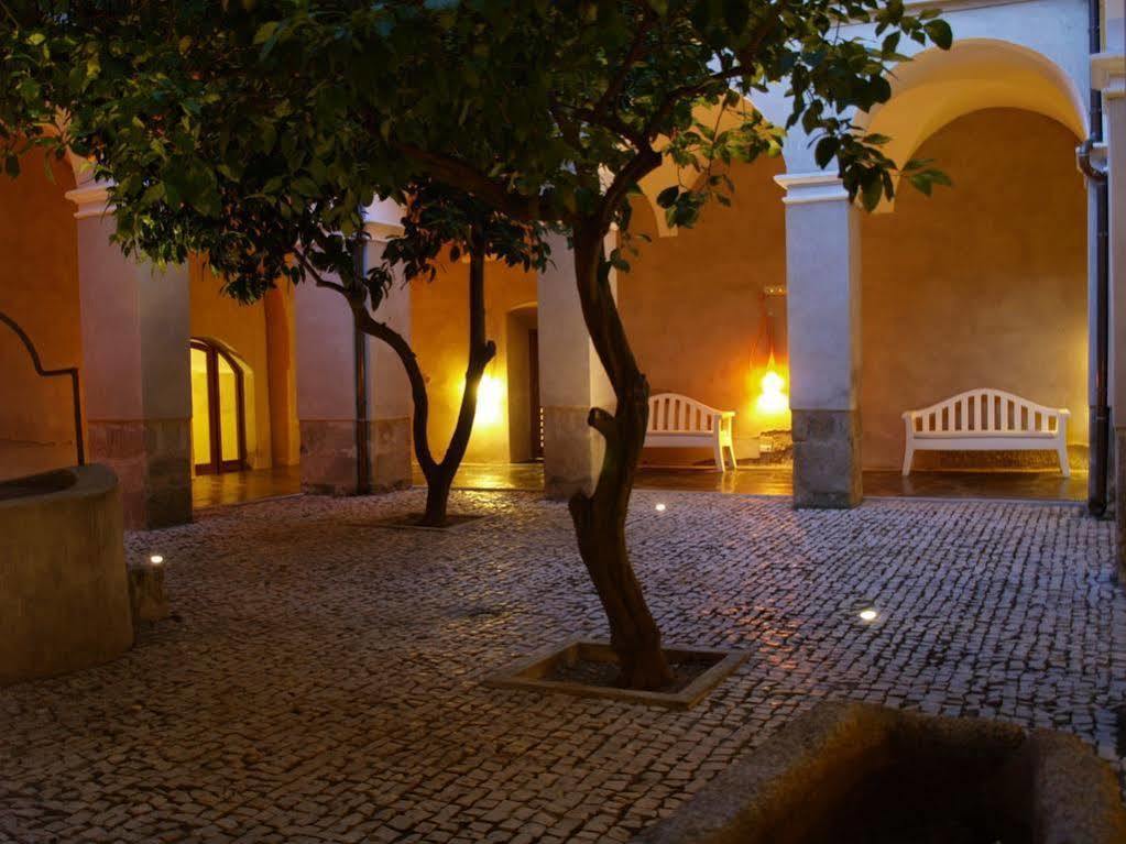 Hotel 4 Estrellas Conventual De Alcantara Exterior foto